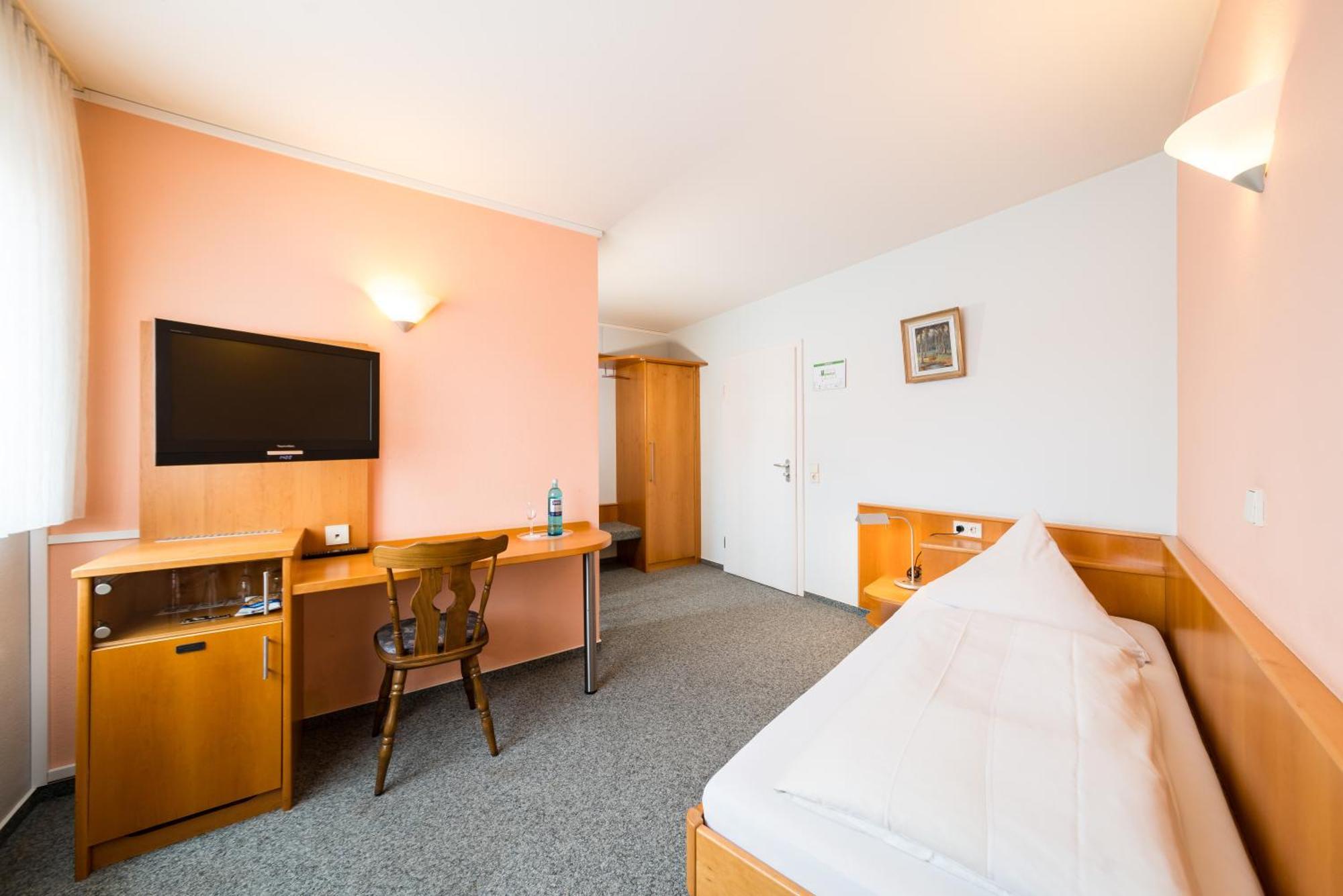 Hotel Vater Rhein Woerth am Rhein Zimmer foto