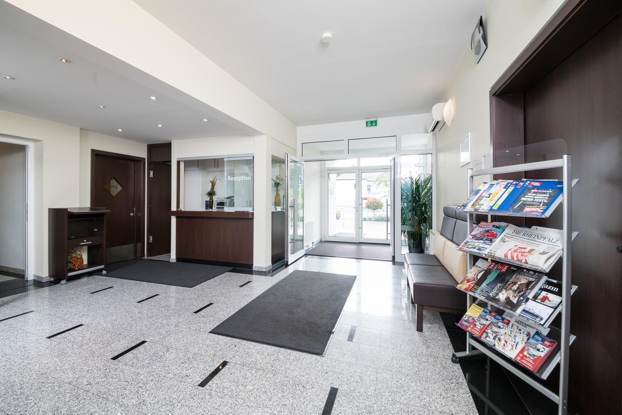 Hotel Vater Rhein Woerth am Rhein Exterior foto