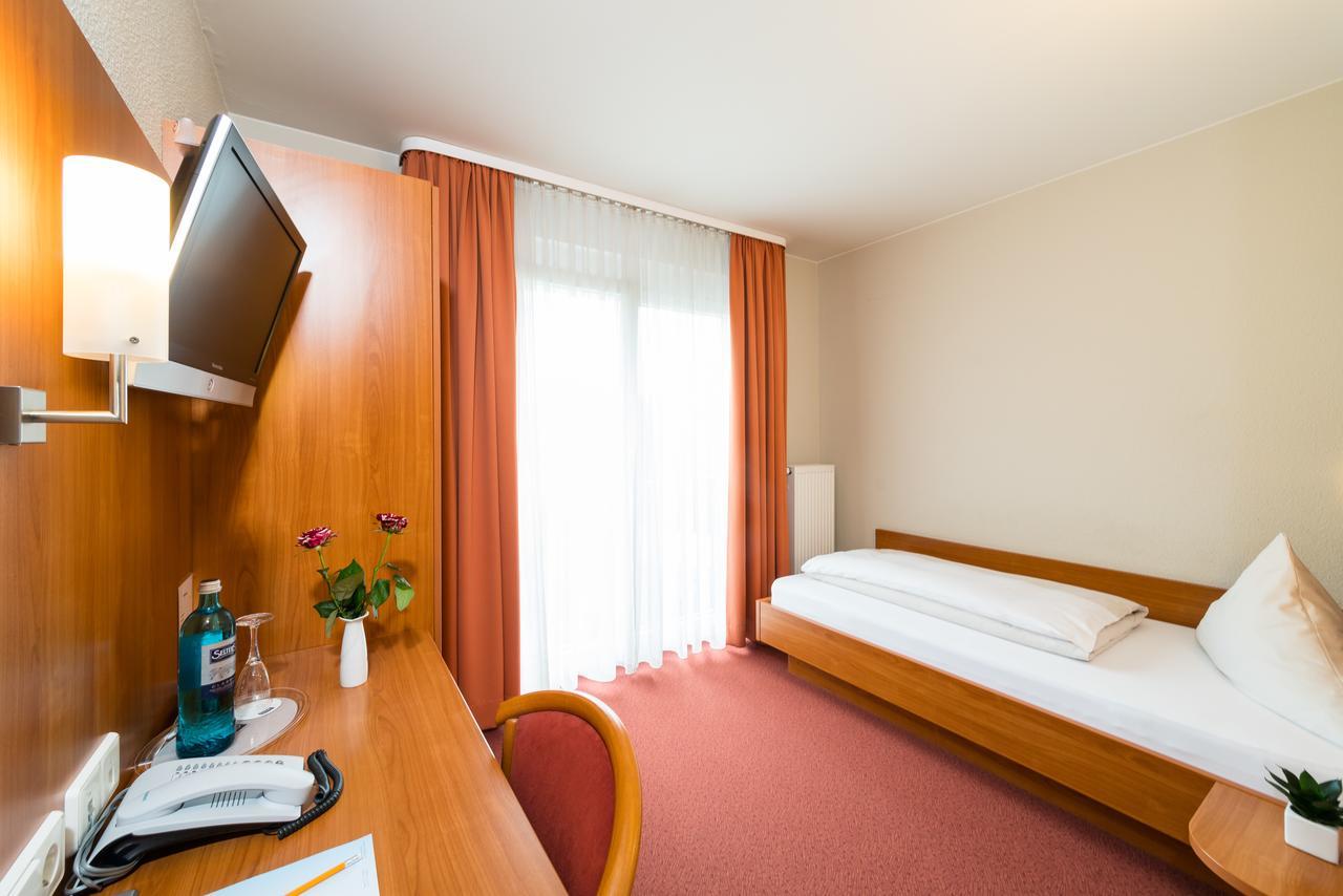 Hotel Vater Rhein Woerth am Rhein Exterior foto